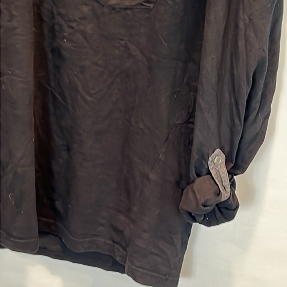 Inc Collection Black Tee - Picture 4 of 6